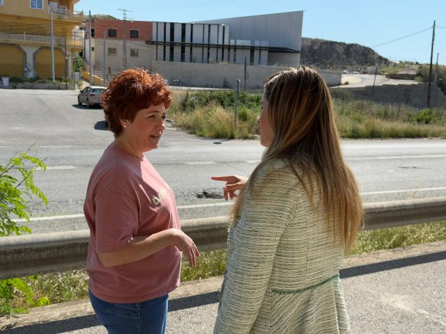 El PP promete arreglos en El Esparragal en tres días: cuatro meses después, los baches siguen ahí, poniendo en riesgo a los vecinos - 3, Foto 3