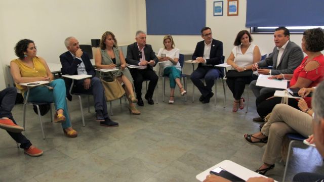 El PSOE denuncia el abandono de los centros sanitarios y de sus usuarios en los municipios del Mar Menor - 2, Foto 2