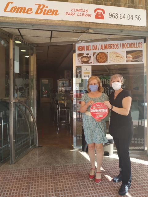 El Ayuntamiento de Molina de Segura entrega 42 distintivos del programa COMPROMETIDOS contra el COVID-19 asignados a establecimientos de hostelería - 3, Foto 3