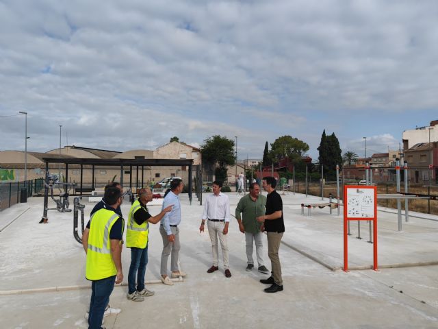 El Gobierno local lleva a cabo una inversión de 53.226,86 euros en las obras de remodelación del área recreativa de El Llano de Molina - 1, Foto 1