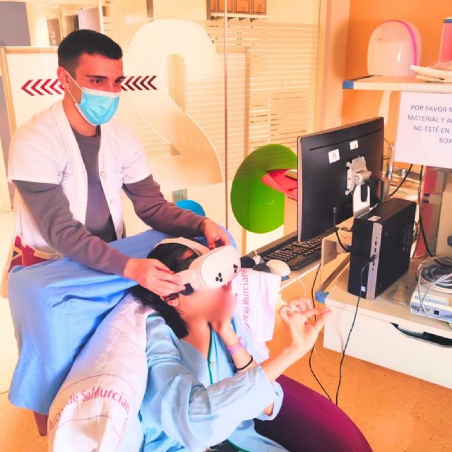 Premio a la Superación y el Esfuerzo para Alejandro Martínez, primer titulado en Ingeniería Biomédica y presidente de BioMed’s - 3, Foto 3