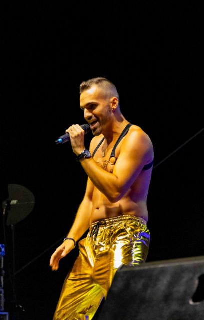 Azúcar Moreno y Adry Gart ponen la banda sonora a la mágica noche de los Santos - 2, Foto 2