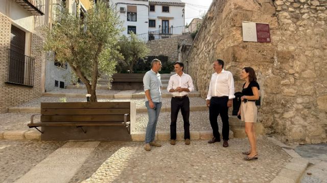 El Gobierno regional culmina la mejora paisajística del entorno de la Puerta de Santa Ana y el Museo de la Soledad de Caravaca de la Cruz - 3, Foto 3
