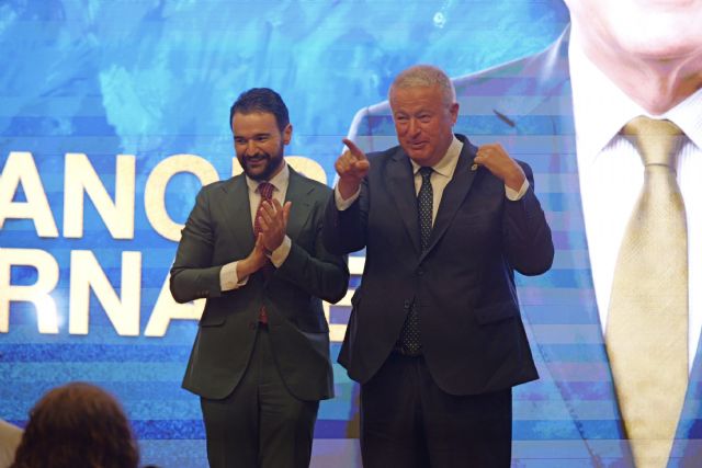 El Festival Internacional del Cante de las Minas entrega el primer 'Castillete de Oro' de su 65&deg; edición al senador Francisco Bernabé - 5, Foto 5