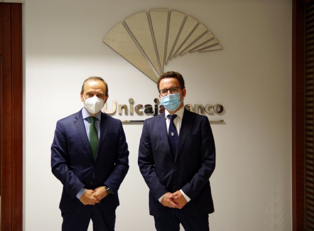 Unicaja Banco apoya la FP y ofrece financiación y servicios en condiciones ventajosas a estudiantes y empleados de la escuela de ámbito nacional MEDAC - 1, Foto 1