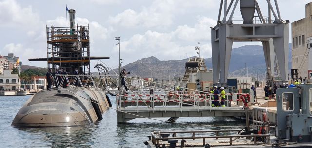 El submarino S-81 ´Isaac Peral´, de nuevo a flote tras su primera varada programada - 2, Foto 2