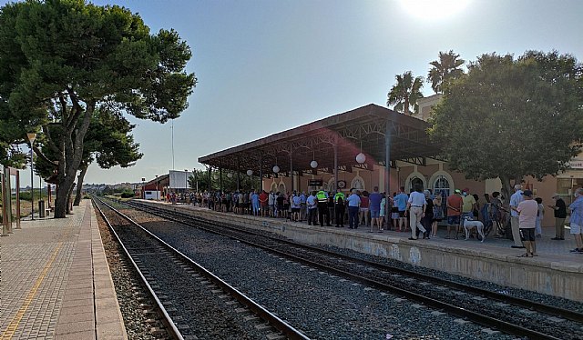CONSUMUR se muestra contraria a la decisión de Adif del corte de la línea férrea Murcia-Águilas por el grave impacto que ésta tendrá en los usuarios - 1, Foto 1