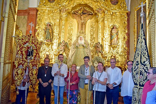 En la Real Ermita de San Gregorio de Osset de Alcalá del Río los peregrinos de San Benito saludaron a la corporación del Jueves Santo - 5, Foto 5