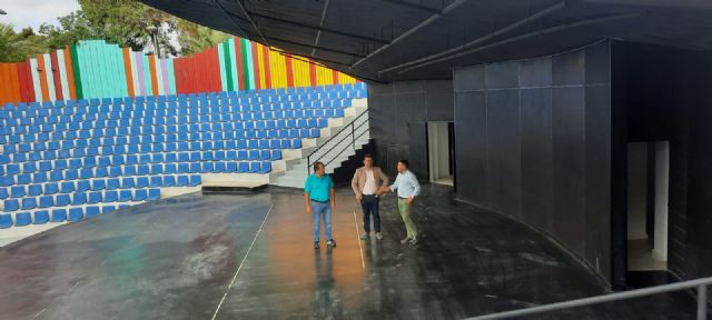 La Comunidad cofinancia con 100.000 euros las obras de accesibilidad y mejora del Auditorio Gabriel Celaya de Cieza - 1, Foto 1