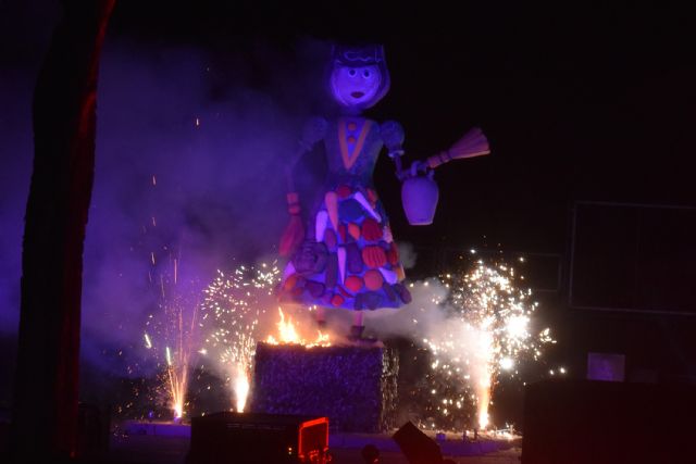 Las fiestas patronales 2026 dicen adiós entre las cenizas de la Quema del Raspajo - 2, Foto 2