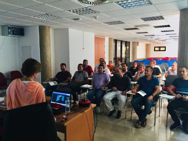 El Ayuntamiento y la Fundación Laboral de la Construcción ponen en marcha un nuevo curso gratuito para la obtención de la Tarjeta Profesional de la Construcción - 1, Foto 1