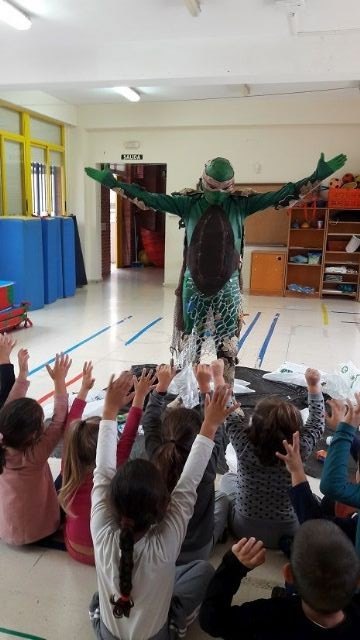 Escalpito comienza su andadura por los colegios de la localidad - 1, Foto 1