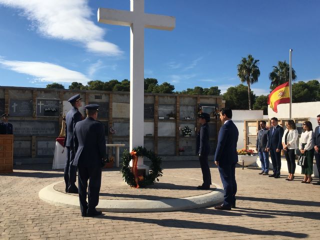 La AGA recuerda a los Caídos por la Patria en el cementerio de San Javier - 2019 - 3, Foto 3