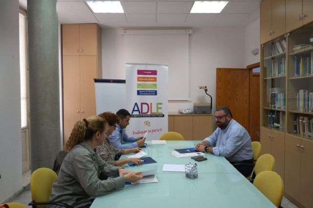La ADLE ayuda a las empresas en sus procesos de selección de nuevos trabajadores - 1, Foto 1