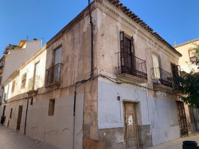 El Ayuntamiento de Lorca ejecutará, de manera subsidiaria, el saneamiento de varias fachadas y la limpieza de solares - 2, Foto 2