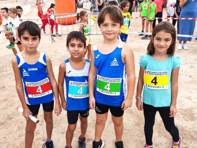 Pdium para los equipos Sub16 y Sub12 del Club Atletismo Alhama en el Regional de Cross por Relevos Mixtos, Foto 4