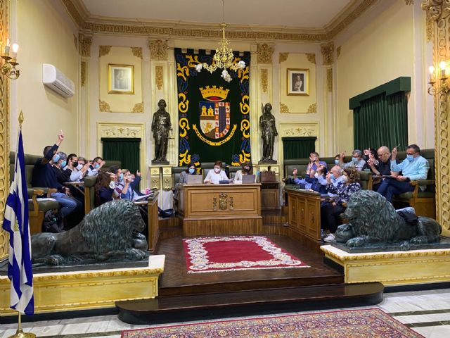 El pleno aprueba dedicar un monumento a la Fiesta de la Vendimia y solicitar la concesión de la medalla de oro de la Región de Murcia - 1, Foto 1