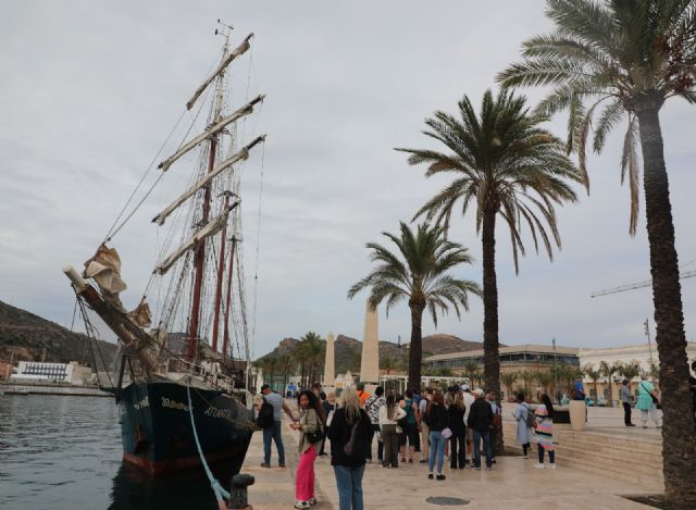 Arranca desde Cartagena la primera travesía flamenca de SO-LA-NA a través del velero Atlantis - 1, Foto 1