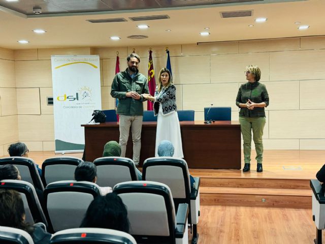 El Ayuntamiento de Lorca recibe una subvención de más de un millón de euros para la contratación de trabajadores agrícolas en desempleo - 2, Foto 2