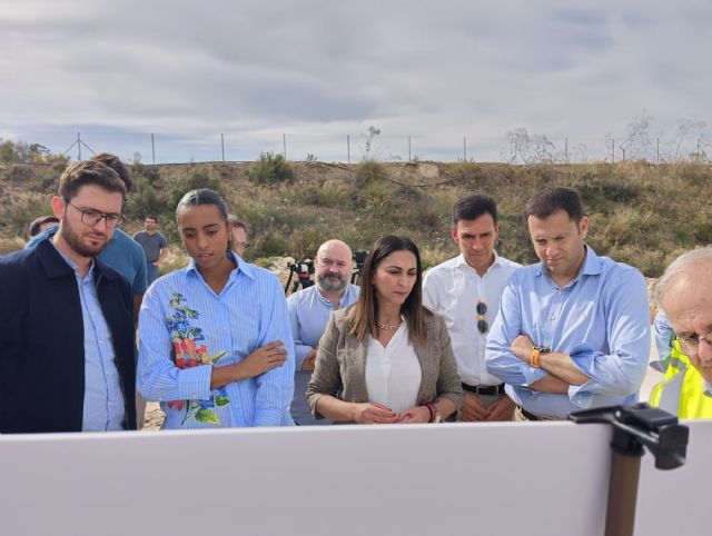 El Gobierno regional invierte ms de un milln de euros para mejorar caminos rurales en Alhama de Murcia, Foto 1