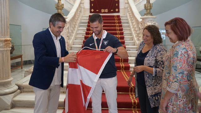 MC Cartagena recibe a Juan Manuel Carmona, campeón de Espa&ntilde;a de pesca deportiva - 2, Foto 2
