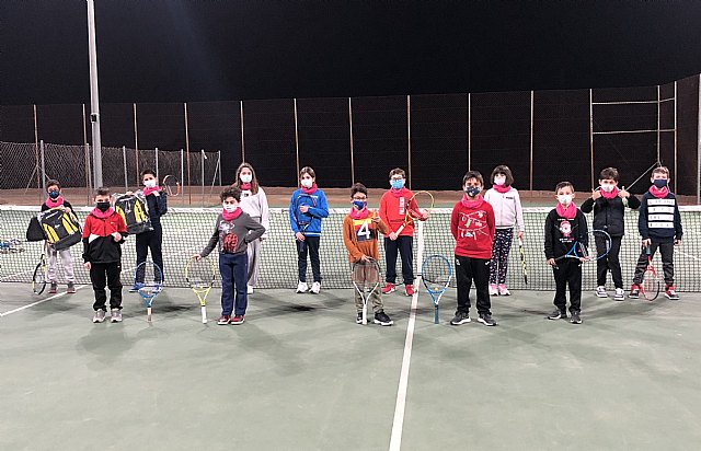 Fiesta de tenis navideña en club de tenis Totana, Foto 3
