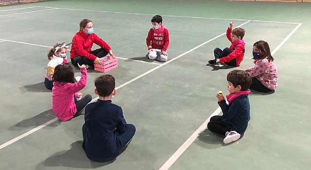 Fiesta de tenis navideña en club de tenis Totana, Foto 7