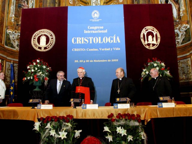 Benedicto XVI ha pasado al Padre; en la UCAM contamos con un intercesor en el Cielo - 4, Foto 4