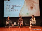 Laura Acosta convierte su duelo perinatal en voz colectiva con Tu hueco en mi vientre