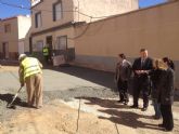 La inversin de ms de 2,7 millones de euros en el barrio del Calvario de Lorca permite la mejora de 14 calles y el entorno histrico de las ermitas