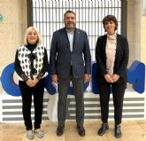 CROEM, UGT y CCOO analizan la situaci�n laboral y los convenios pendientes en Murcia