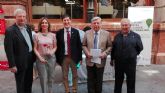 El consejero de Salud participa en la cuestación anual de la Asociación Española Contra el Cáncer (AECC)