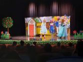 La solidaridad reune a 300 escolares en el teatro del centro cultural infanta elena de alcantarilla