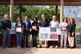 Ganadoras certamen pintura Domingo Valdivieso