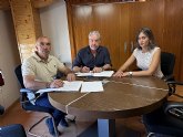 Firma del convenio de colaboraci�n con la Sociedad de Cazadores La Pur�sima