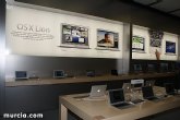 Intento de atraco en tienda Apple frustrado gracias a nuevas medidas de seguridad en Nueva Condomina