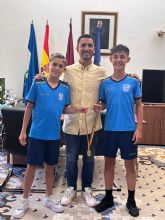 Recepci�n oficial a los campeones de Espa&ntilde;a Sub-12 de F�tbol Playa Javier L�pez D�az y Blas Mart�nez Alonso