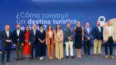 La Regi�n re�ne a profesionales del sector para analizar el papel estrat�gico del turismo como motor del desarrollo econ�mico y social