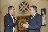 El rector de la Universidad de Murcia recibe la visita del delegado del Gobierno en Murcia