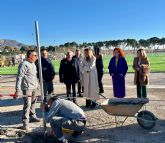 19 personas en desempleo se forman mientras trabajan en la rehabilitacin del centro de da de Apandis de Lorca