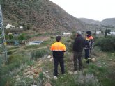 Voluntarios de Proteccin Civil en Totana colaboran en las labores de bsqueda del niño de ocho años desaparecido desde el pasado martes en Njar (Almera)