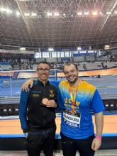 Andr� M�ller bronce nacional Absoluto Short Track