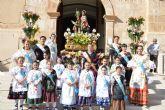 Blanca celebra el tradicional bando huertano con ofrenda de flores y frutos a San Roque
