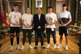 Jugadores mazarroneros reconocidos por haber sido subcampeones de Espana de ftbol playa juvenil