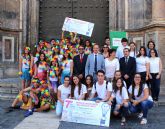Las cooperativas escolares de los IES Antonio Helln y Nuestra Señora de la Consolacin reciben los premios del Mini Market EJE 2016