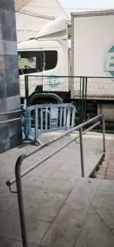 El PSOE de Archena pide medidas urgentes para garantizar la seguridad en los accesos al Colegio Miguel Medina ante el avance del montaje de las pe&ntilde;as