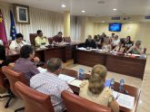 El Pleno aprueba dedicar la pista polideportiva de arena a Antonio Moreno Cano 'Anto&ntilde;�n' y toma conocimiento de la renuncia de la concejal Francis Gallego
