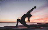 4 técnicas de yoga para evitar el síndrome postvacacional y afrontar la vuelta al cole con energía