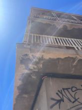 El PSOE de Alcantarilla exige soluciones urgentes ante el grave deterioro de un edificio abandonado en la calle Dos de Mayo