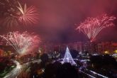 30.000 personas asisten al espectacular encendido del Gran Árbol de Navidad